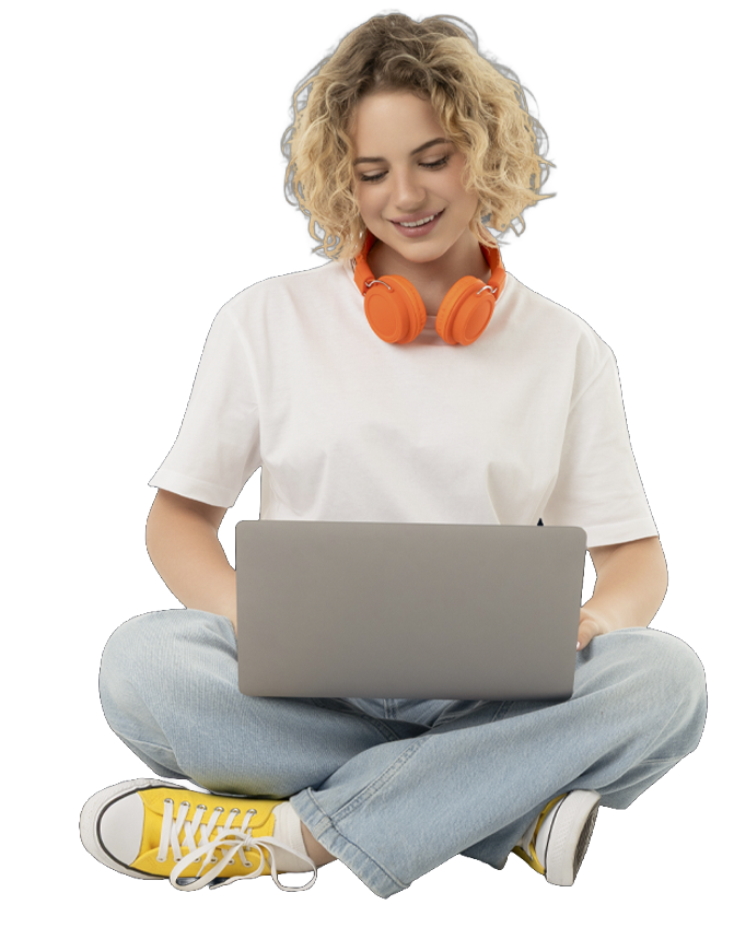 Elevă cu laptop înscriindu-se online
